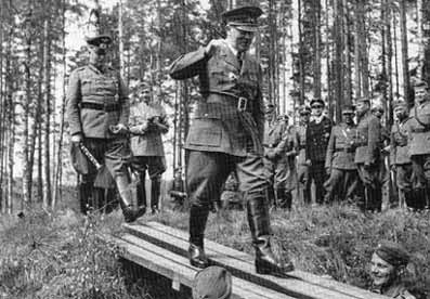      4-  1942    .    75-  . 
 :       .