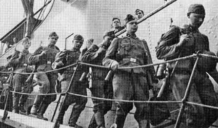   SS,      1941,      SS, ,      1943.        .   SS     ,     SS.