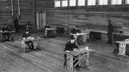             1944.

