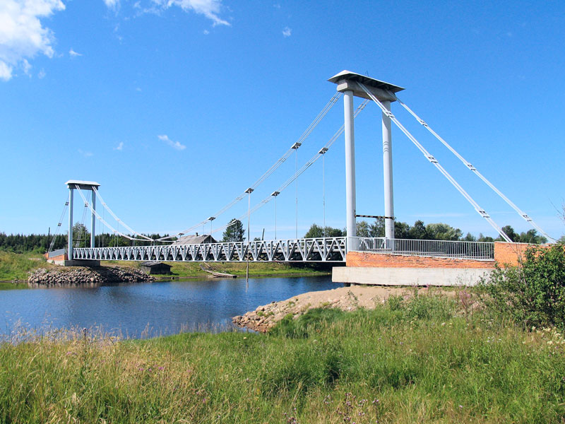 Вантовый мост в поселке Ильинский