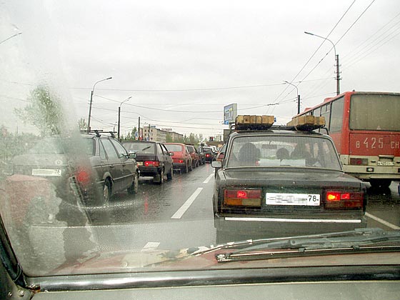 В галерею